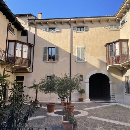 Antiche Colonne Apartment Verona Exterior photo