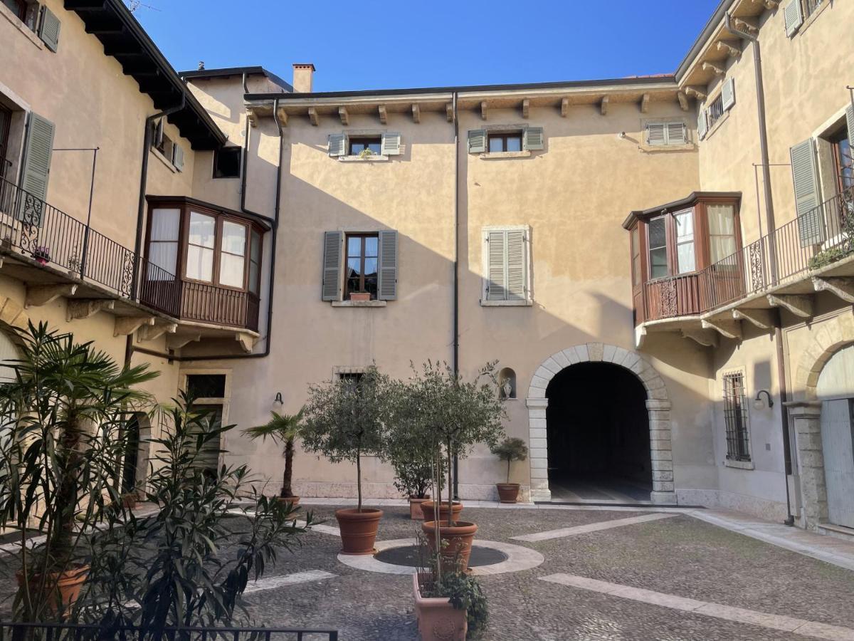 Antiche Colonne Apartment Verona Exterior photo